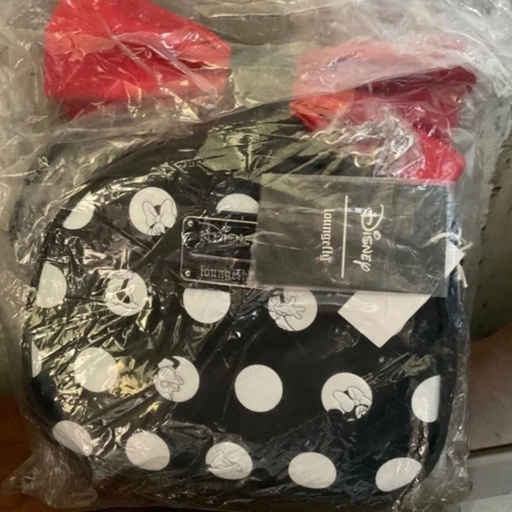 Disney   Minnie Mouse  Loungefly NWT